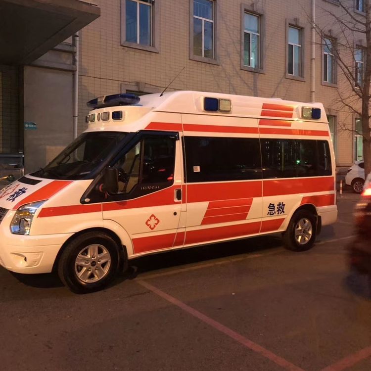 西吉夜间租赁救护车护送病人转院：安全转运的 8 大核心注意事项